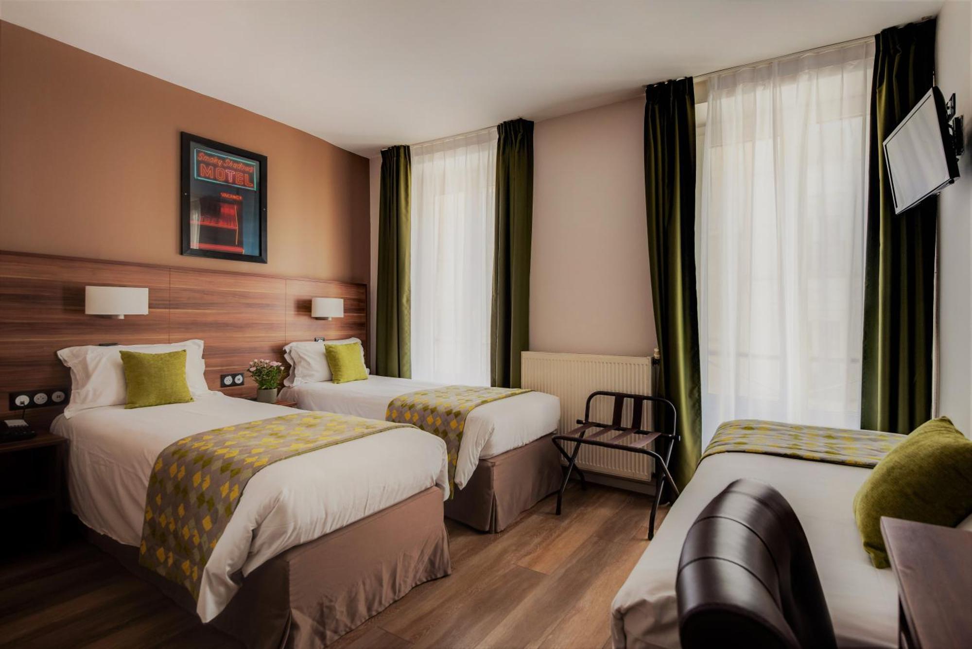 Chabrol Opera Hotel Paris